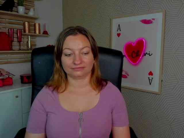 Model: angelaLove13