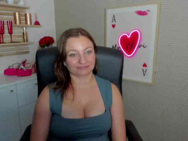 angelaLove13