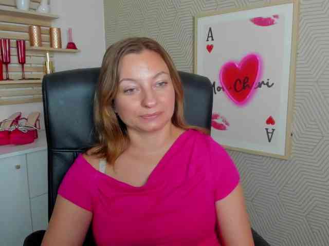 angelaLove13 webcam