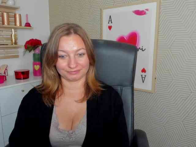 Model: angelaLove13
