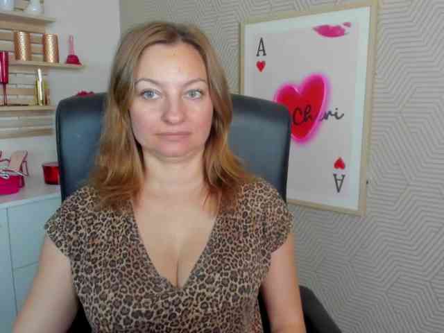 Model: angelaLove13