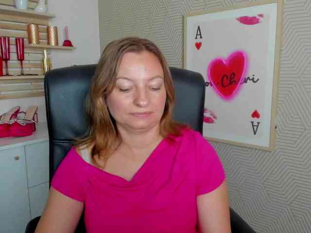 angelaLove13 webcam