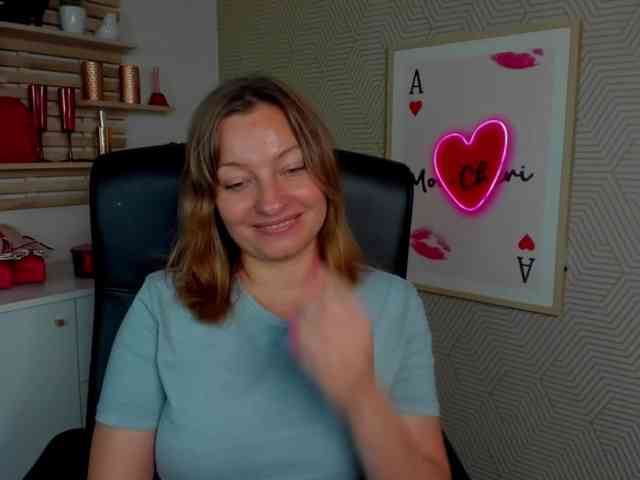 angelaLove13 webcam