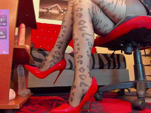 Candyconrad1mmmm webcam