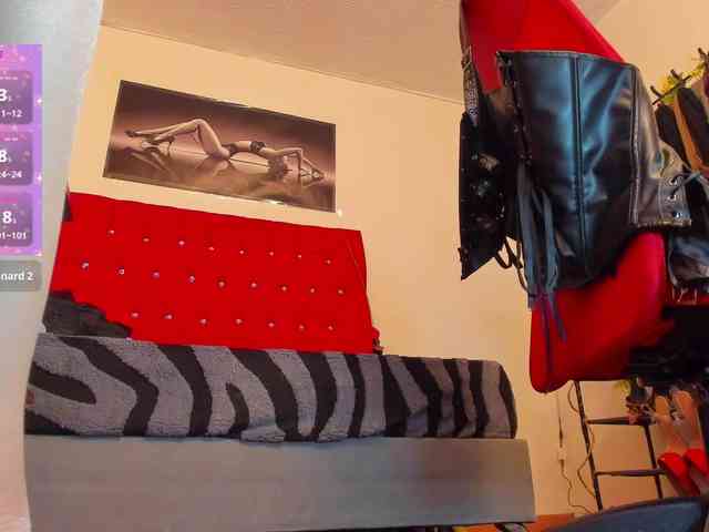 Candyconrad1mmmm webcam
