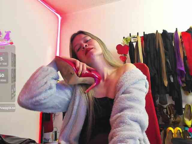 Candyconrad1mmmm webcam