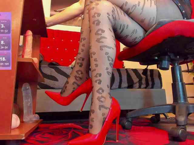 Candyconrad1mmmm webcam