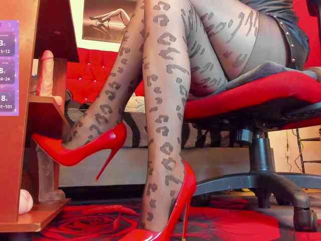 Candyconrad1mmmm webcam