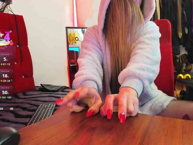 Candyconrad1mmmm webcam