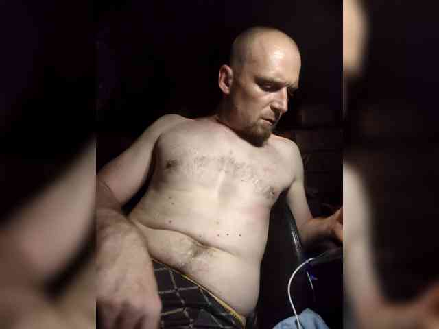 Greatfeelig Live Webcam on BongaCams