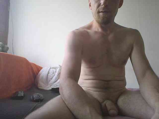 Greatfeelig Live Webcam on BongaCams