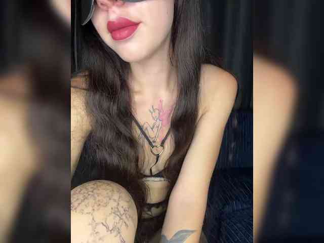 Pikylik_228 webcam