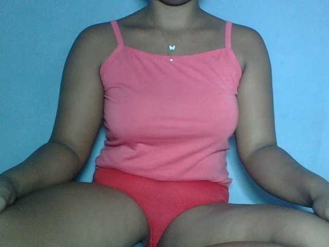 Miarizou live cam on BongaCams