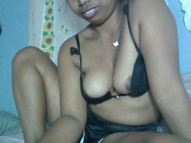 Camgirl Miarizou sur Bongacams