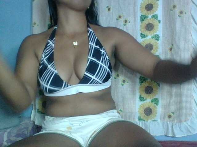 Miarizou live webcam show