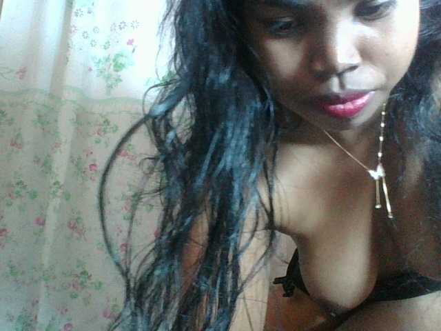 Miarizou's BongaCams show and profile