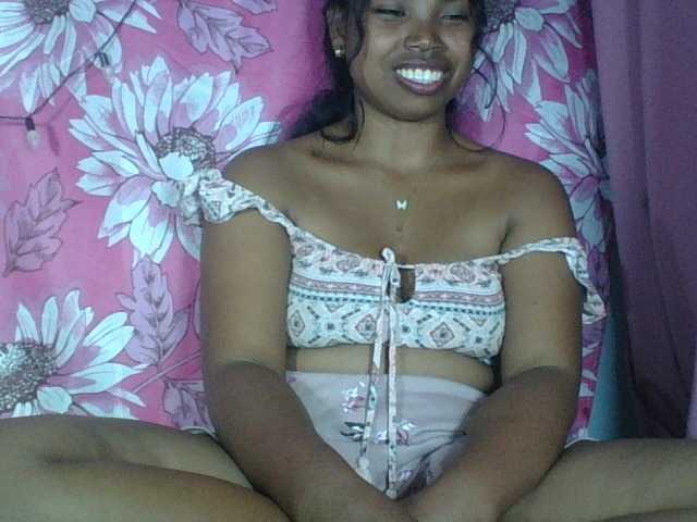 Miarizou live cam on BongaCams