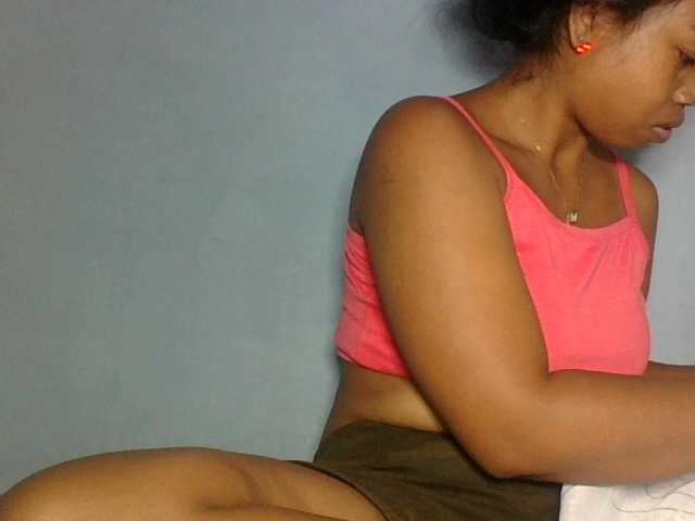 Miarizou live cam on BongaCams