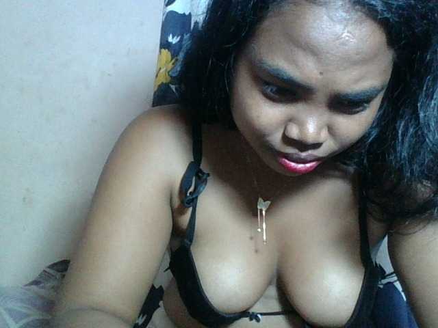 Miarizou's BongaCams show and profile