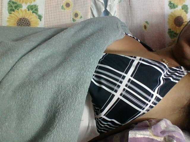 Miarizou live webcam show