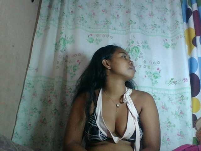 Miarizou's BongaCams show and profile