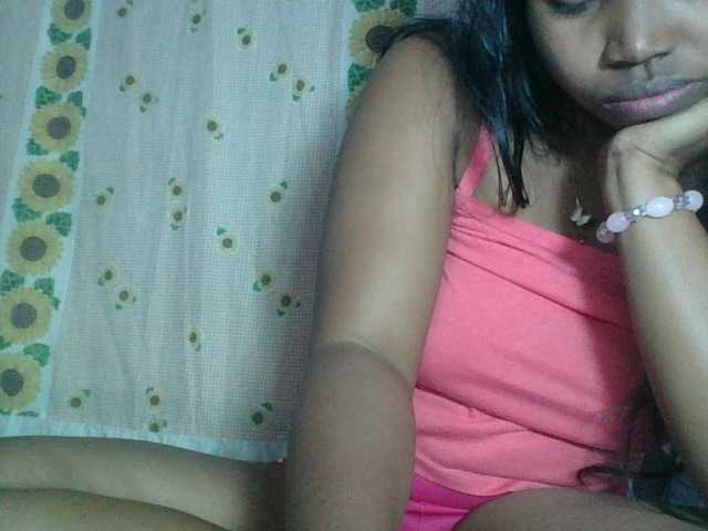 Miarizou live webcam show