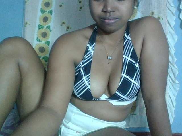 Miarizou live webcam show