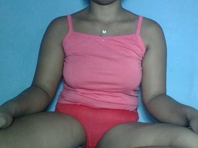 Miarizou live cam on BongaCams