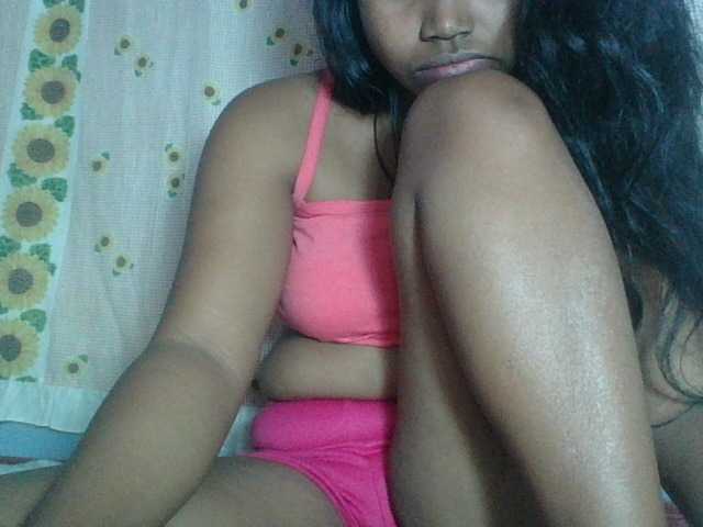Miarizou live cam on BongaCams