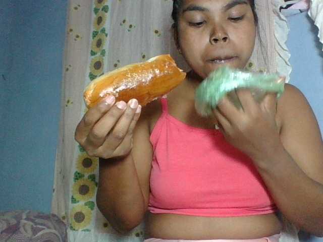 Miarizou live webcam show