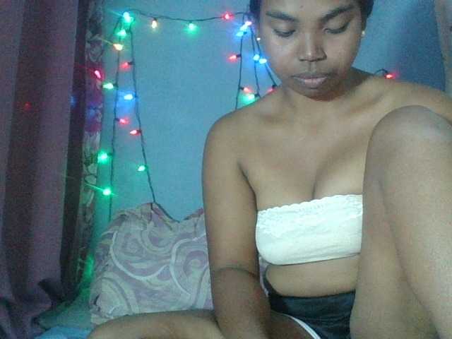Miarizou live cam on BongaCams