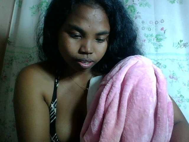 Miarizou's BongaCams show and profile