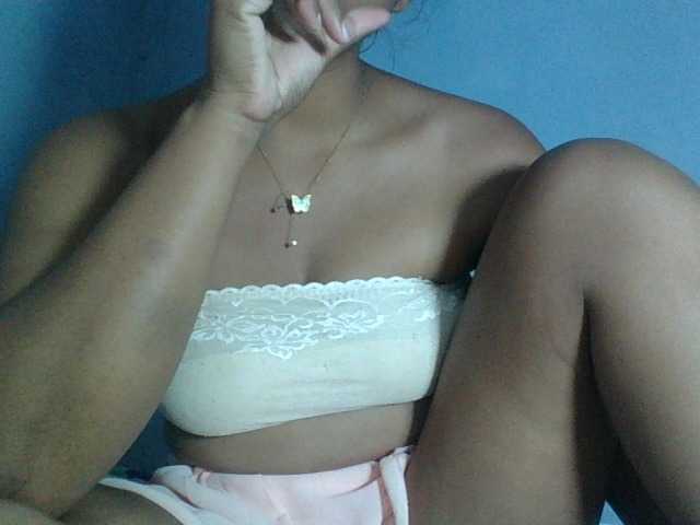 Miarizou Live Cam on BongaCams