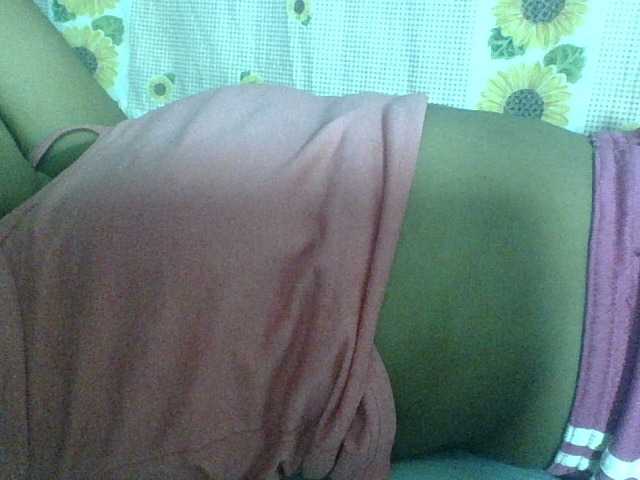 Miarizou live cam on BongaCams