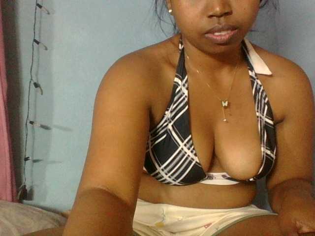 Miarizou live webcam show