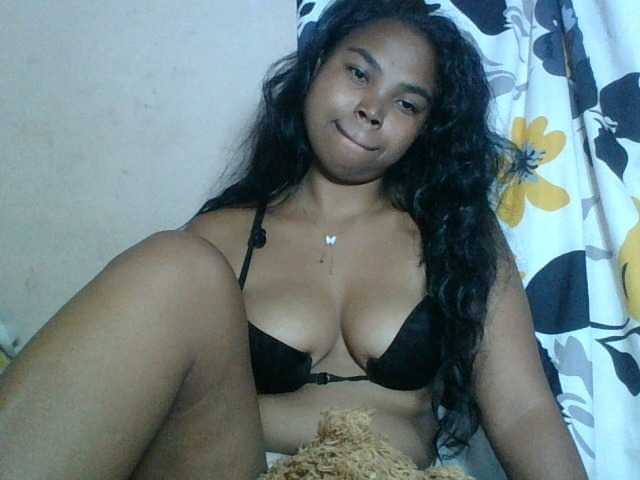 Miarizou's BongaCams show and profile