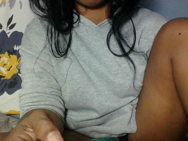 Miarizou live cam on BongaCams