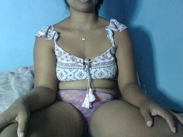 Miarizou live cam on BongaCams