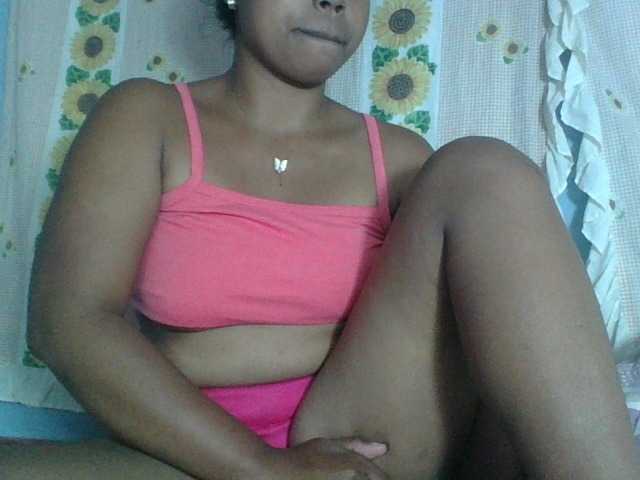 Miarizou live cam on BongaCams