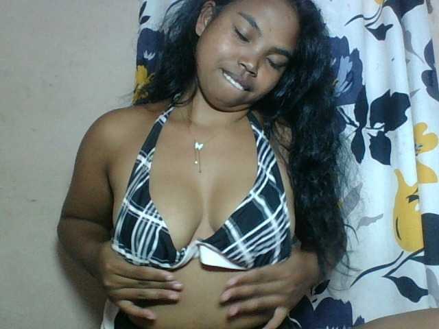 Miarizou's BongaCams show and profile