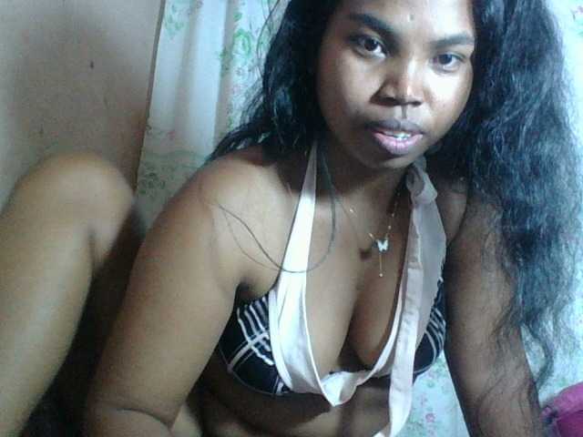 Miarizou's BongaCams show and profile