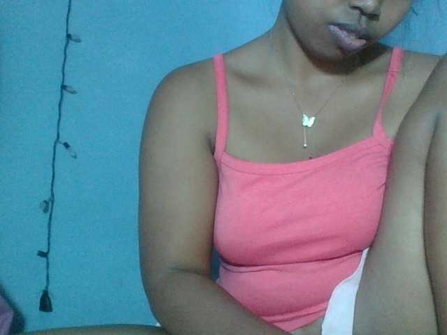 Miarizou live webcam show