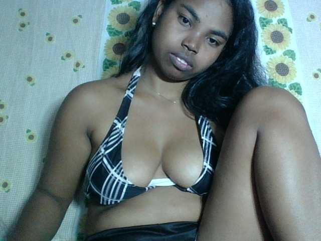Miarizou live cam on BongaCams