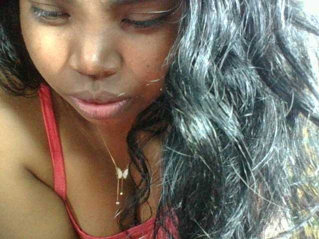 Camgirl Miarizou sur Bongacams