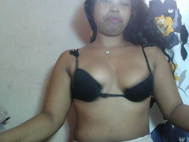 Miarizou's BongaCams show and profile