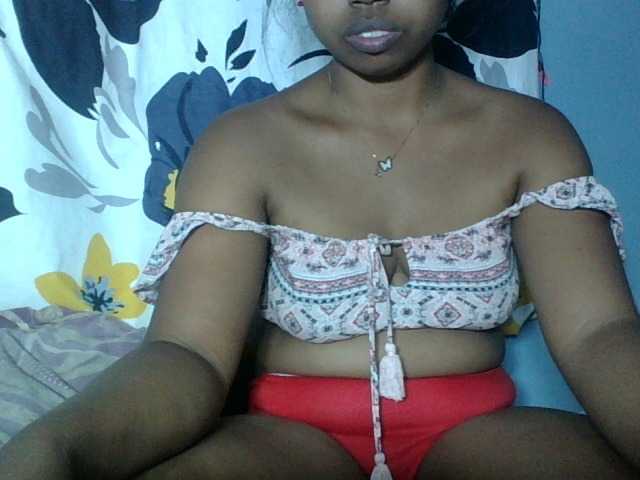 Miarizou live cam on BongaCams