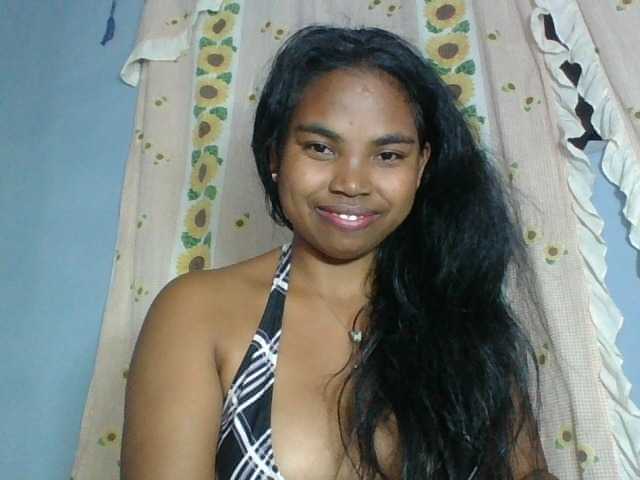 Miarizou live cam on BongaCams