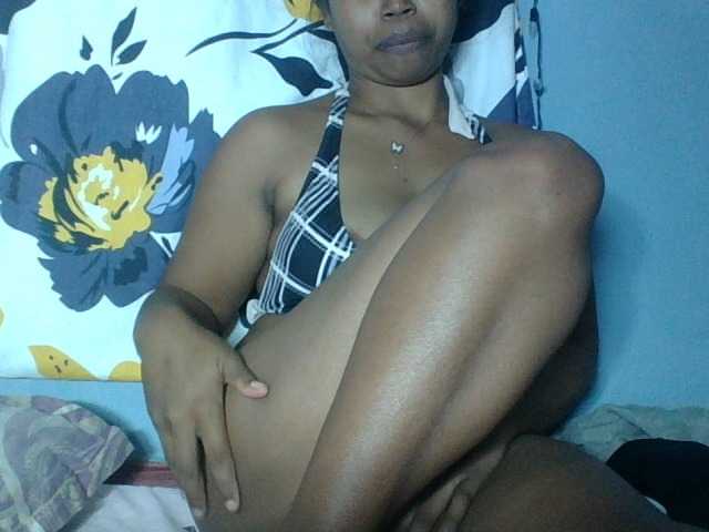 Miarizou live cam on BongaCams
