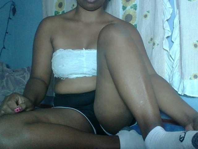 Miarizou live cam on BongaCams