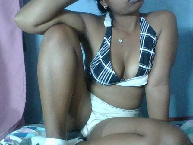 Miarizou live webcam show